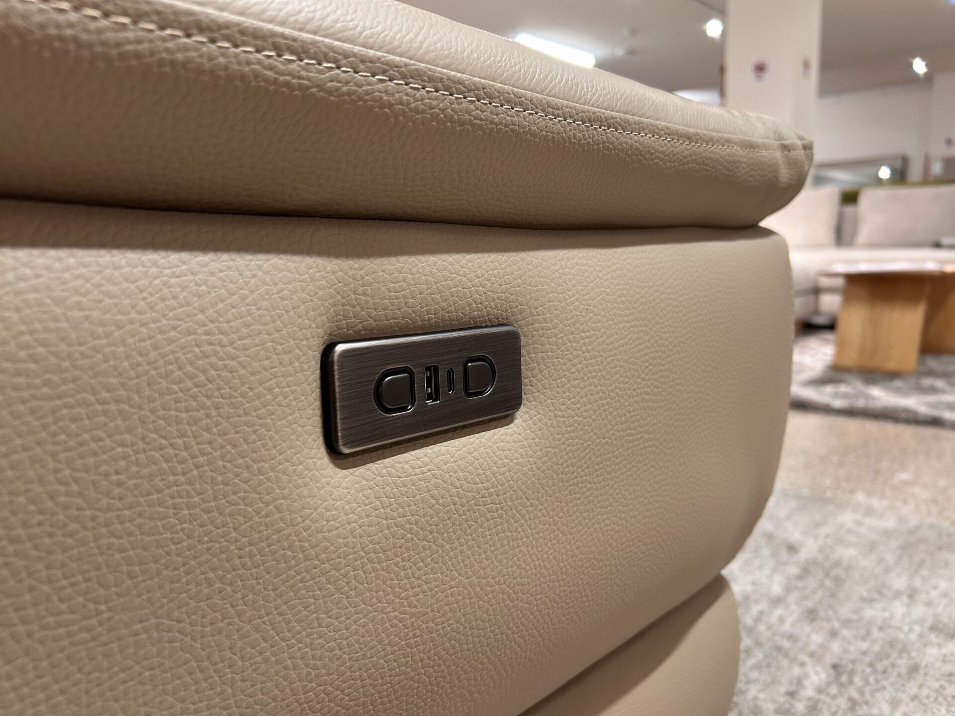 電動リクライニングソファ